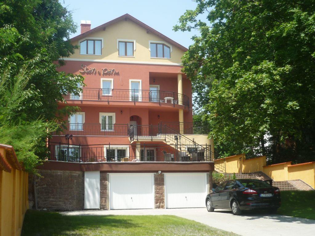 Bed and Breakfast Stan és Panzió Balatonalmádi Exterior foto