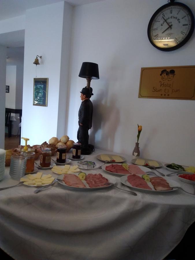 Bed and Breakfast Stan és Panzió Balatonalmádi Exterior foto